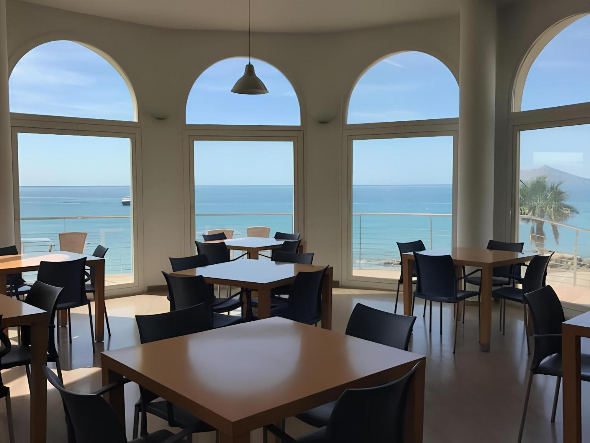 Clp - Beach Front, Pool View And Parking Calp Dış mekan fotoğraf